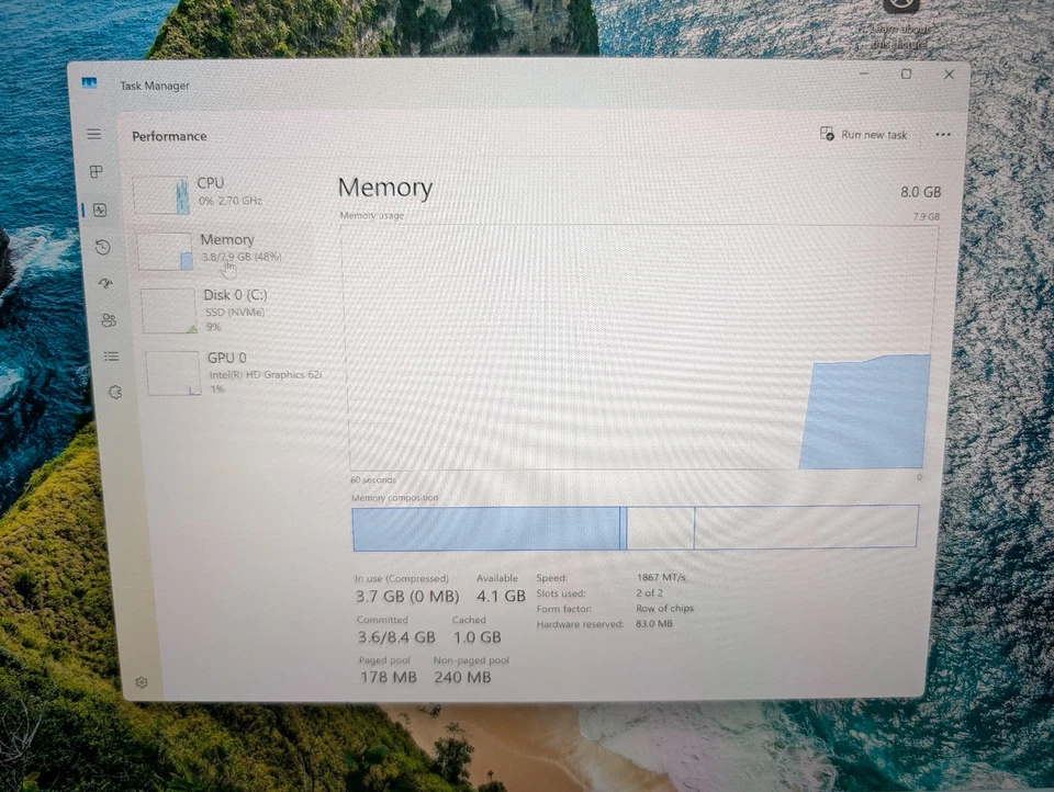 Microsoft Surface Book 2 i5-7300U 8 GB RAM 256 GB NVMe Windows 11 Pro Foto 4 de 4