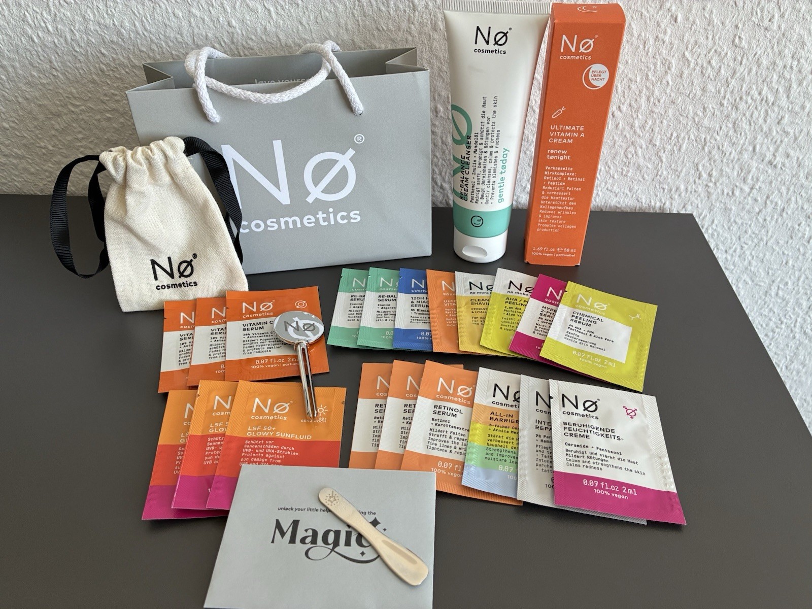 NØ Cosmetics Set Vitamin A NachtcremeCleanserExtras20 Proben