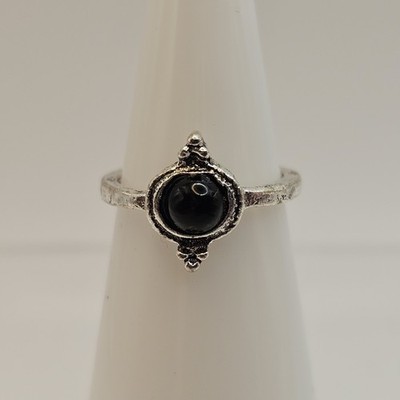 Costume Silver Tone Black Stone Ring Size 4¼