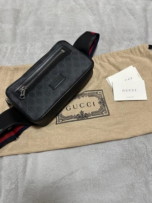 Sac ceinture Gucci GG Supreme toile noire 474293 article d'occasion bon... - Photo 1/4