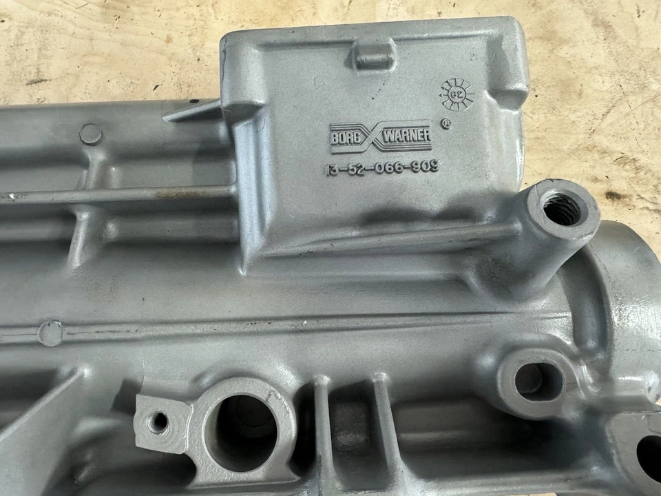 5-скоростной хвостовой корпус 1983-84 Non-WC T-5 для Camaro или Firebird 13-52-066-909 - Изображение 2 из 4