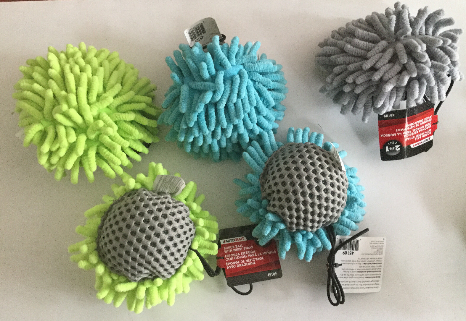 AUTOCRAFT Wheel Scrub Ball with Wrist Strap 45109 Qty1, No Guarantee