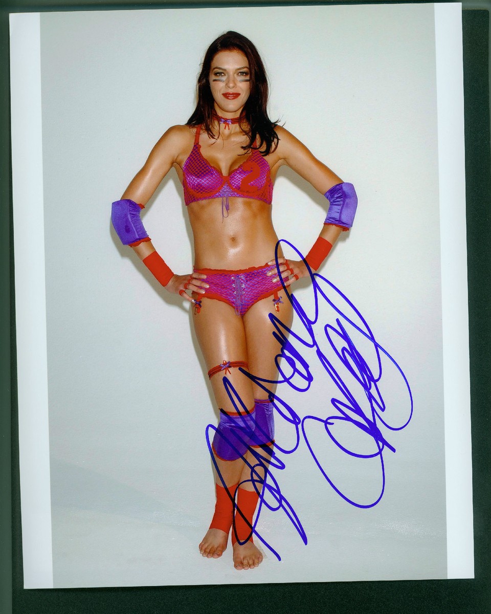 ADRIENNE CURRY SIGNED 8X10 SEXY PINUP BAREFOOT PHOTO PINK LINGERIE BOWL