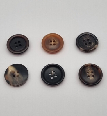 Büffelhorn 4-Loch-Knopf 20mm verschiedene Varianten / Buffalo Horn Button C67