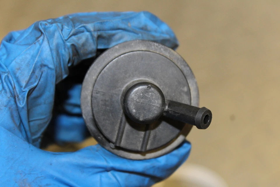 Buell Lightning XB12S 2004 válvula de aire solenoide superior interruptor del motor sensor Foto 4 de 4