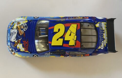 Jeff Gordon #24 Jeff Gordon Foundation 2008 Impala SS COT 1:24 scale - Picture 5 of 7