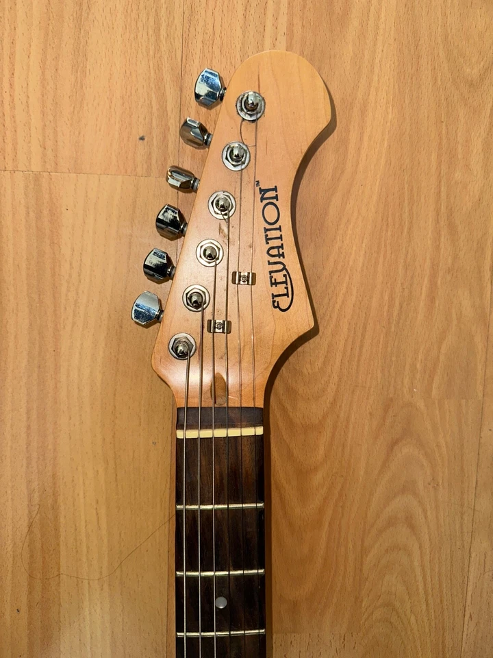 elevation electric guitar black and white  - Image 3 of 4