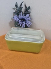 Vintage Pyrex Olive Green Refrigerator Dish 0502 with Ribbed Glass Lid 1.5 Pt