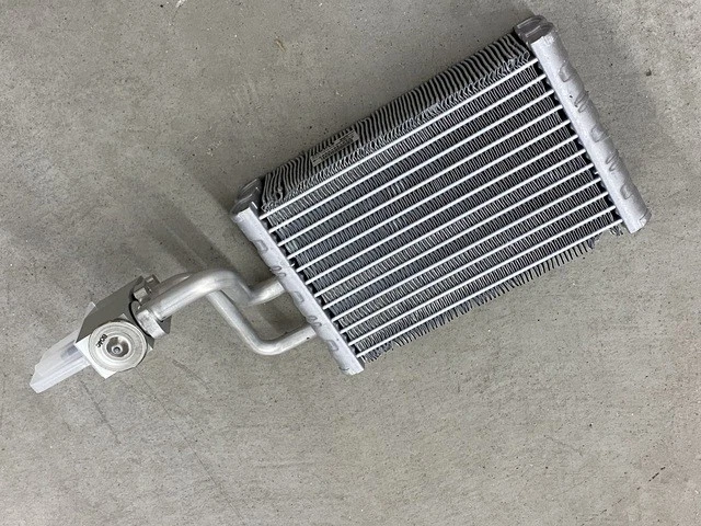 2015-20 DODGE CARAVAN Air Conditioning Evaporator OEM# 68261532AA - Image 2 of 4