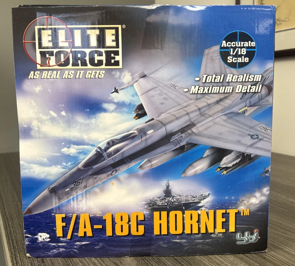 BBI Elite Force escala 1/18 F/A-18C Hornet U.S. Navy Blue Angels - ¡¡NUEVO EN CAJA Y RARO!!! Foto 2 de 4