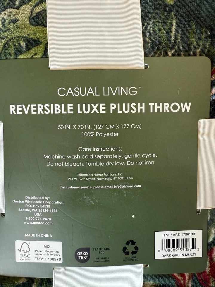 Casual Living Reversível Luxe Pelúcia Lance 50 polegadas X 70 polegadas Em Verde Prado MUITO MACIO - Imagem 2 de 4
