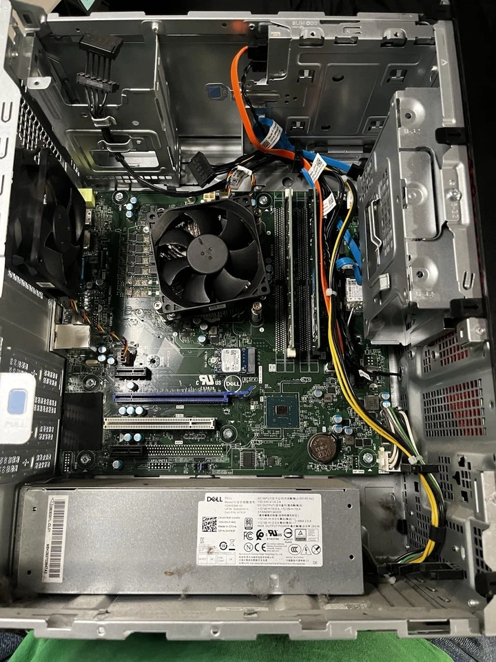 Dell vostro 5090, 16 GB de RAM, 256 GB de almacenamiento, unidad Nvme.2, Intel i5 9400 9ª generación Foto 3 de 4