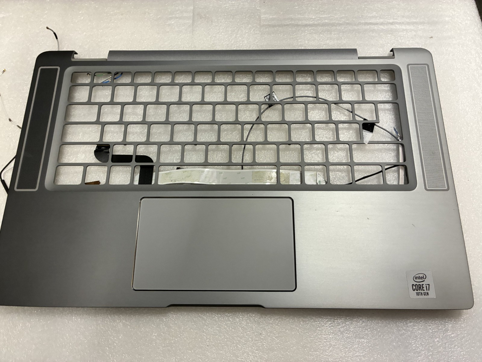 Dell Latitude 9520 2-in-1 Laptop Palmrest Touchpad Assembly HUF06 WRV3M