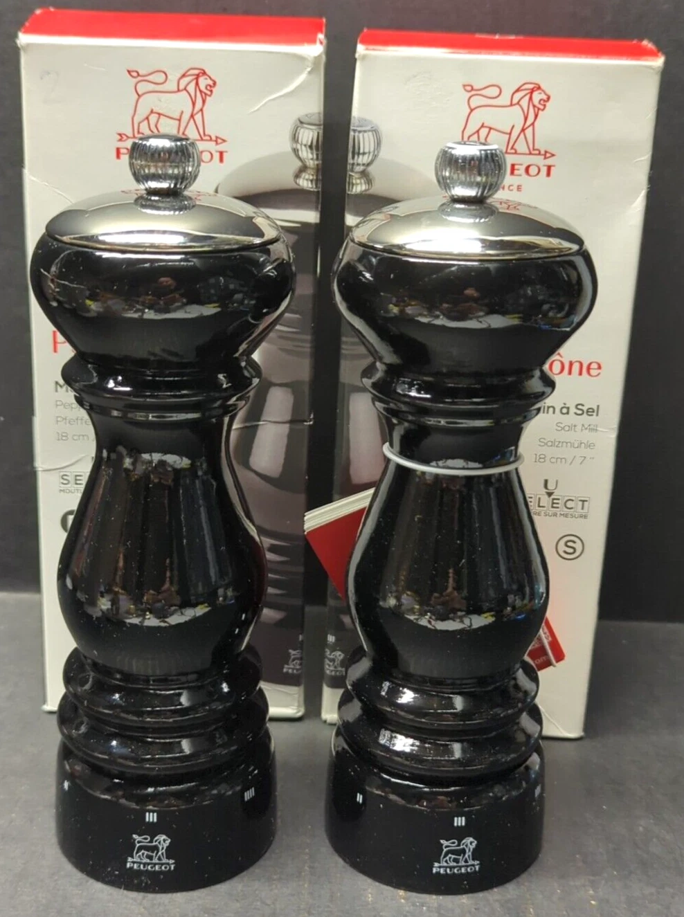 Peugeot Paris Icone U'Select Wood Pepper and Salt Mill Black Lacquered 8" New OB