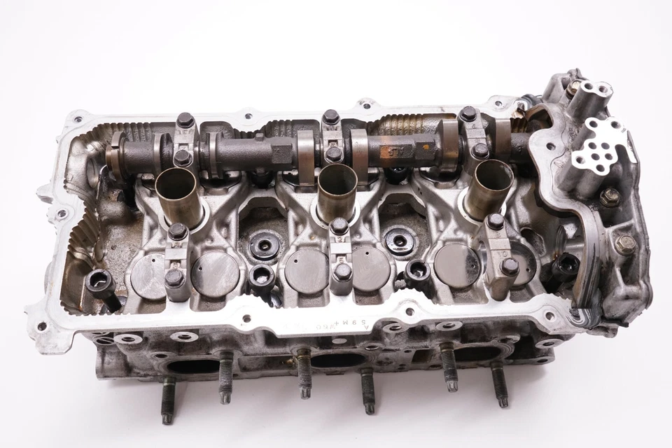 Infiniti G35 VQ35DE 2003 culata de pasajero derecho con un árbol de levas 3,5 DOHC Foto 4 de 4