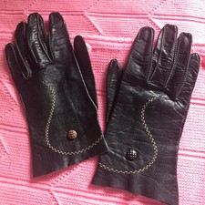 Elegant Vintage Women  s Black Leather Gloves With Embroidery Embellishments