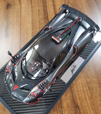 Pagani Imola 2020 (Gris foncé) 1/18 BBR P18192C