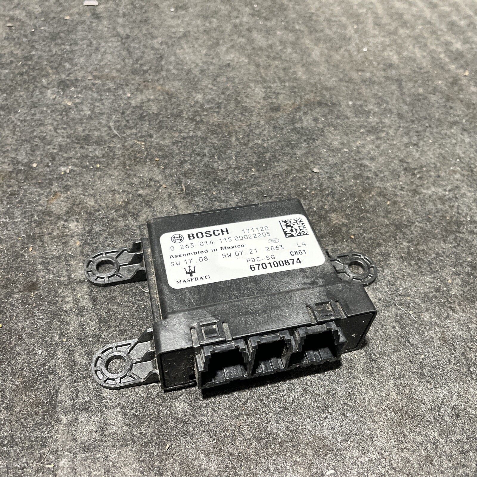 2017-2021 MASERATI GHIBLI PARKING SENSORS ASSIST CONTROL MODULE 670100874 OEM