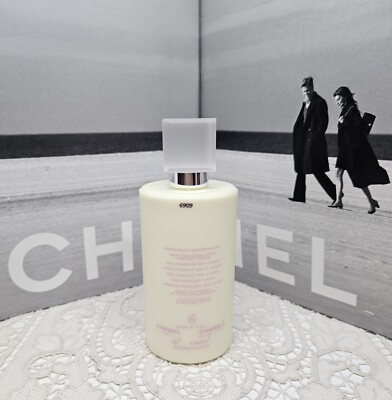 未開封CHANEL “ CHANCE BODY MOISTURE 200ml “ s-l400.jpg