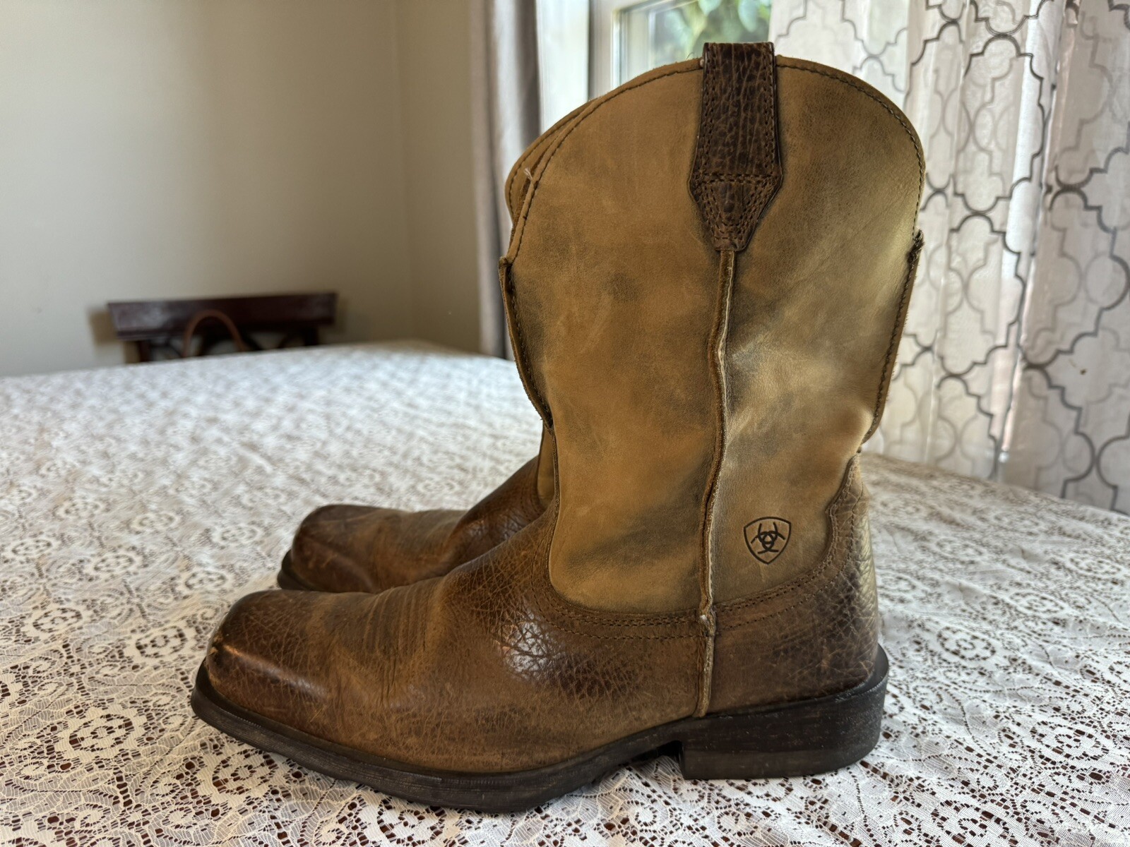 Ariat Men's Rambler Boot Earth Brown Bomber Square To… Gem