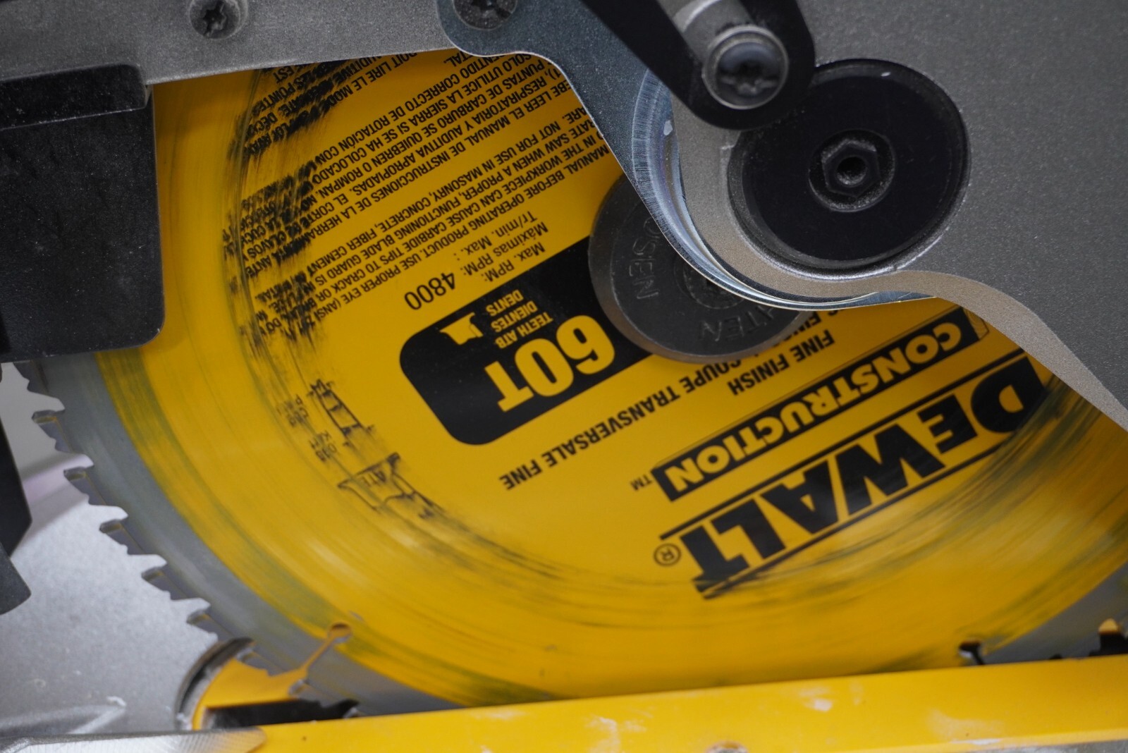 DEWALT DWS716 12 inch Compound Miter Saw eBay