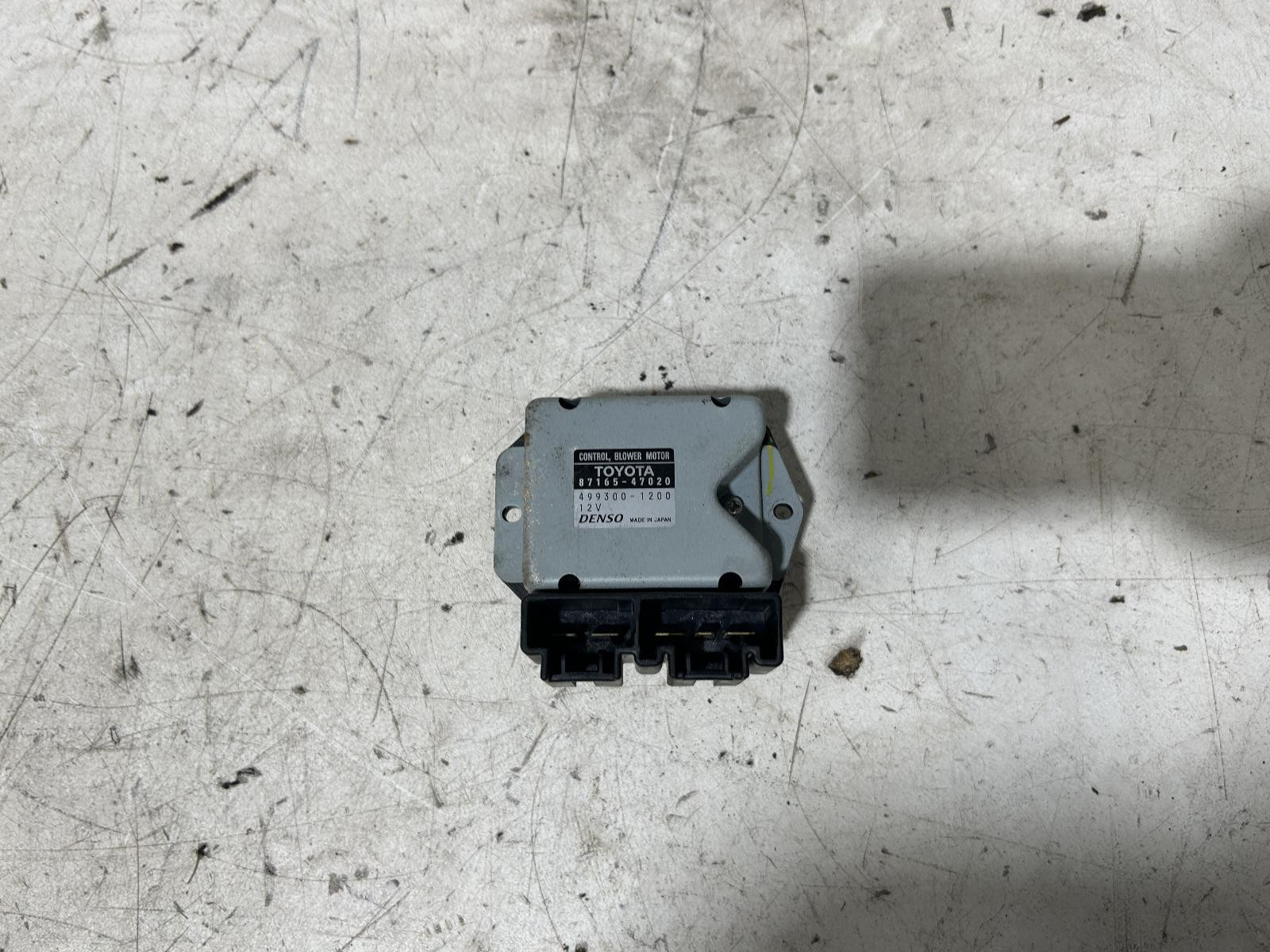 Toyota Prius Blower Motor Control ECU NHW20 10/2003-04/2009