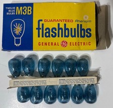 Vtg GE M3B Flashbulbs Box of 12 Rhenium Blue Camera Flashbulbs General Electric