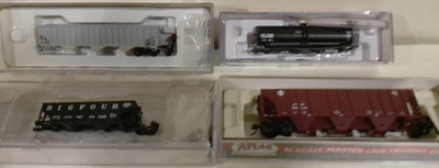 3 ATLAS & 1 BOWSER N Scale FREIGHT CARS THAT NEED REPAIR SELLING AS-IS