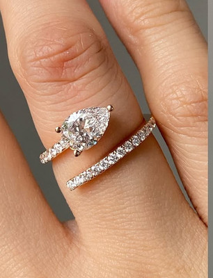 1.08Ct White Pear Cut Moissanite Prong 925 Sterling Silver Anniversary Gift Ring