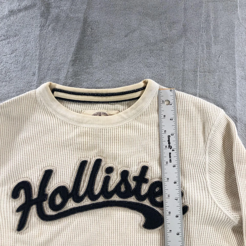 Camisa Hollister Para Hombres M Beige Waffle Térmica Manga Larga Cuello Redondo Logo Parche Y2k Foto 4 de 4