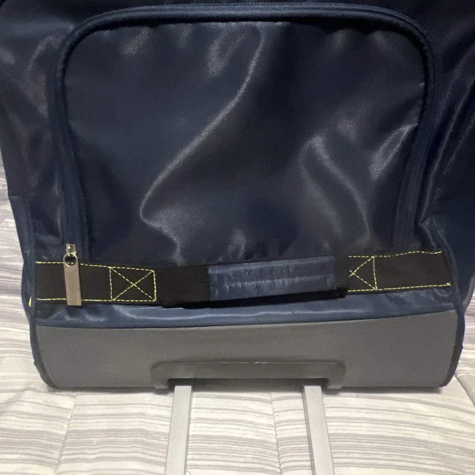 Спортивная сумка на колесиках Nautica синяя с желтым логотипом и трубопроводом 30x15x16 - Изображение 4 из 4