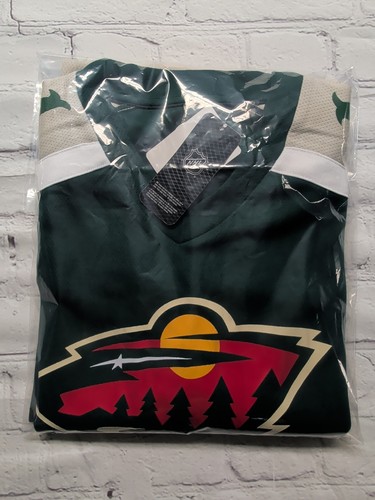 Mens XL NHL Apparel Minnesota Wild Kirill Kaprizov #97 Jersey Style Pullover NEW - Picture 18 of 18
