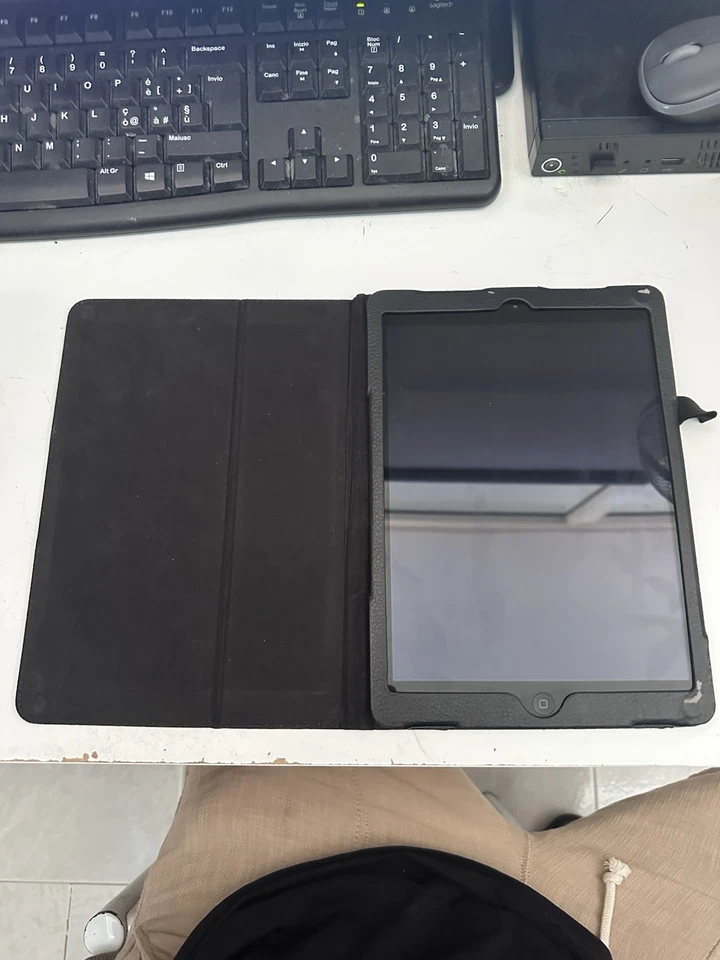 Apple iPad Air (1st generation) · 16GB · Wi-Fi, foto 4 di 5