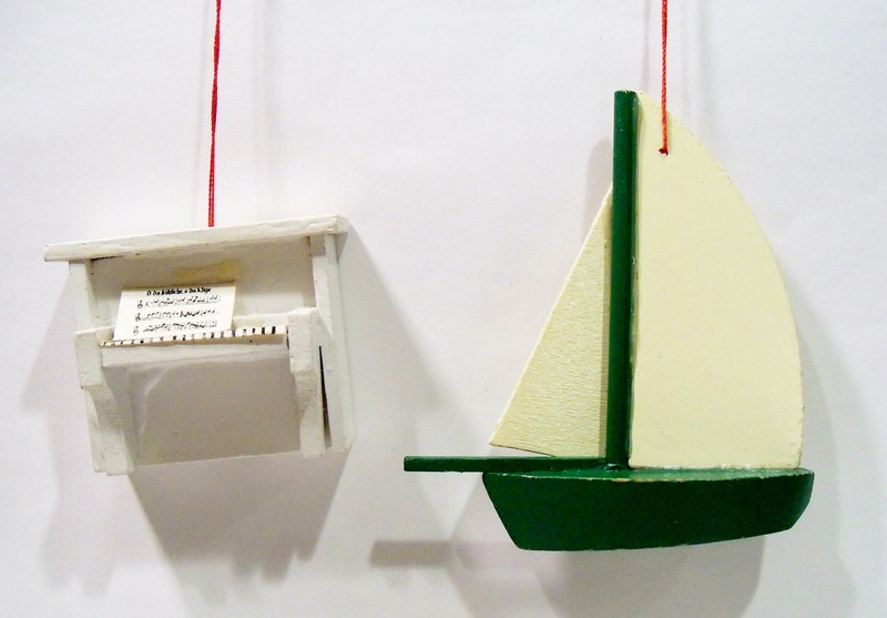 Sailboat Boat Piano Organ Wooden Wood Midwest Taiwan Vintage Christmas Ornaments