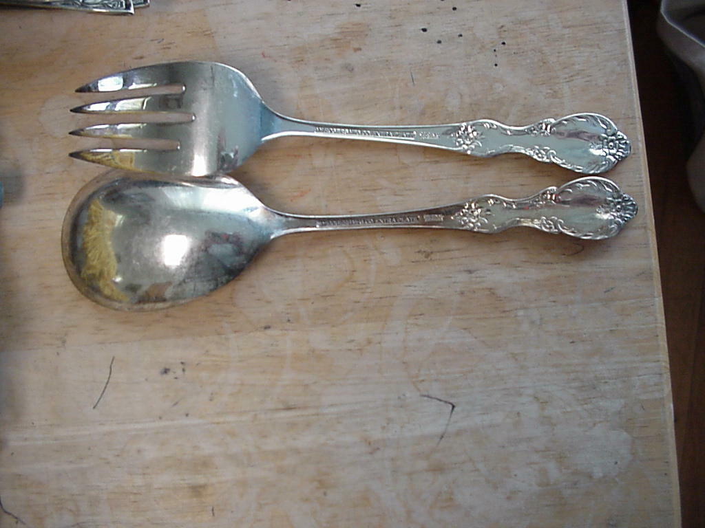 WM ROGERS MFG CO EXTRA PLATE ORIGINAL ROGERS SILVER PLATE SALAD