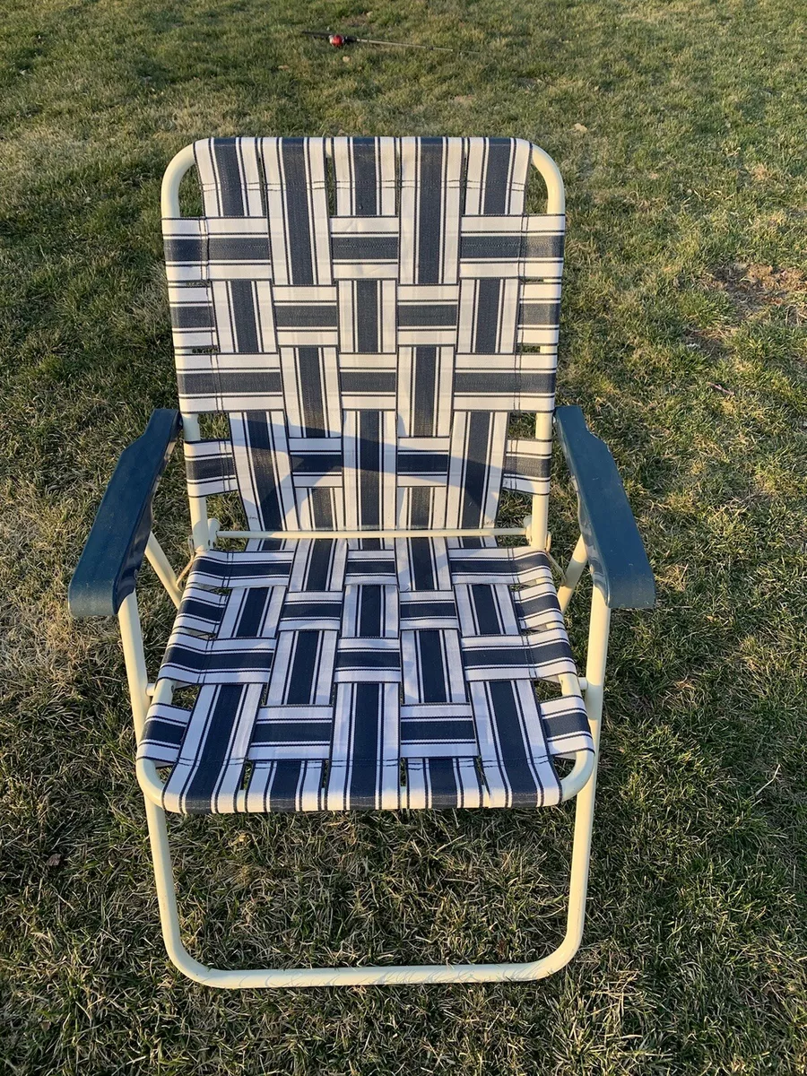Vintage Folding Steel Chair Webbed Patio Lawn Chair Dark Blue White Nice
