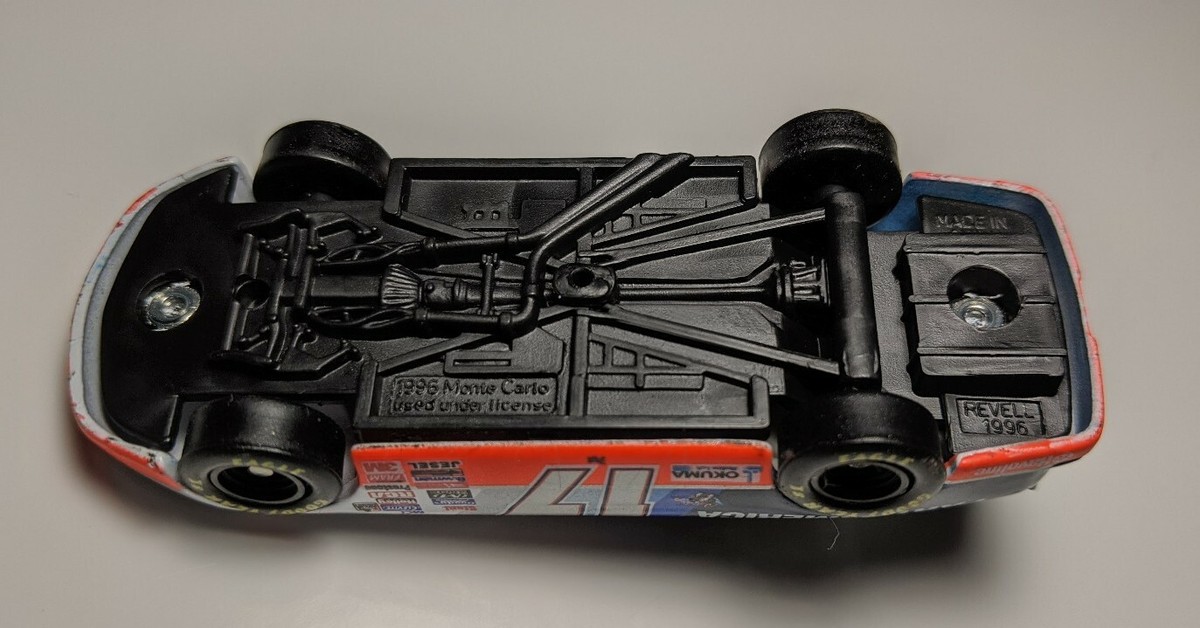 Revell 1:64 Diecast NASCAR Darrell Waltrip #17 Western Auto Parts