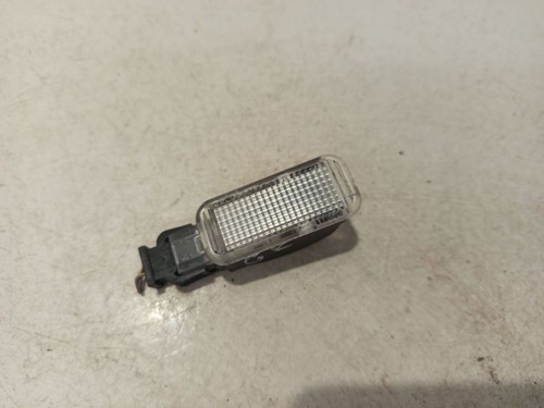 4B0947415A Innenraumleuchte Leseleuchte 4B0 947 415A Volkswagen P DE2475714-45