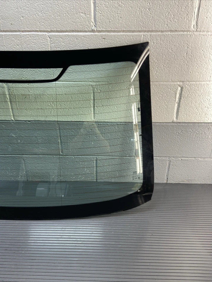 2020-2025 Volvo S60 Rear Windshield Glass Window Panel OEM Original - Imagem 3 de 4