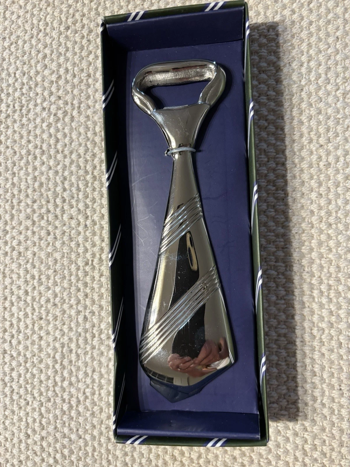 Two's Company Tie Bottle Opener - Thumbnail 3