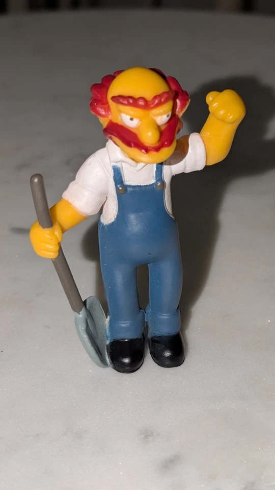 Lote de 3 estatuillas de PVC Simpsons Groundskeeper Willie Otto y Sideshow Mel Foto 3 de 4