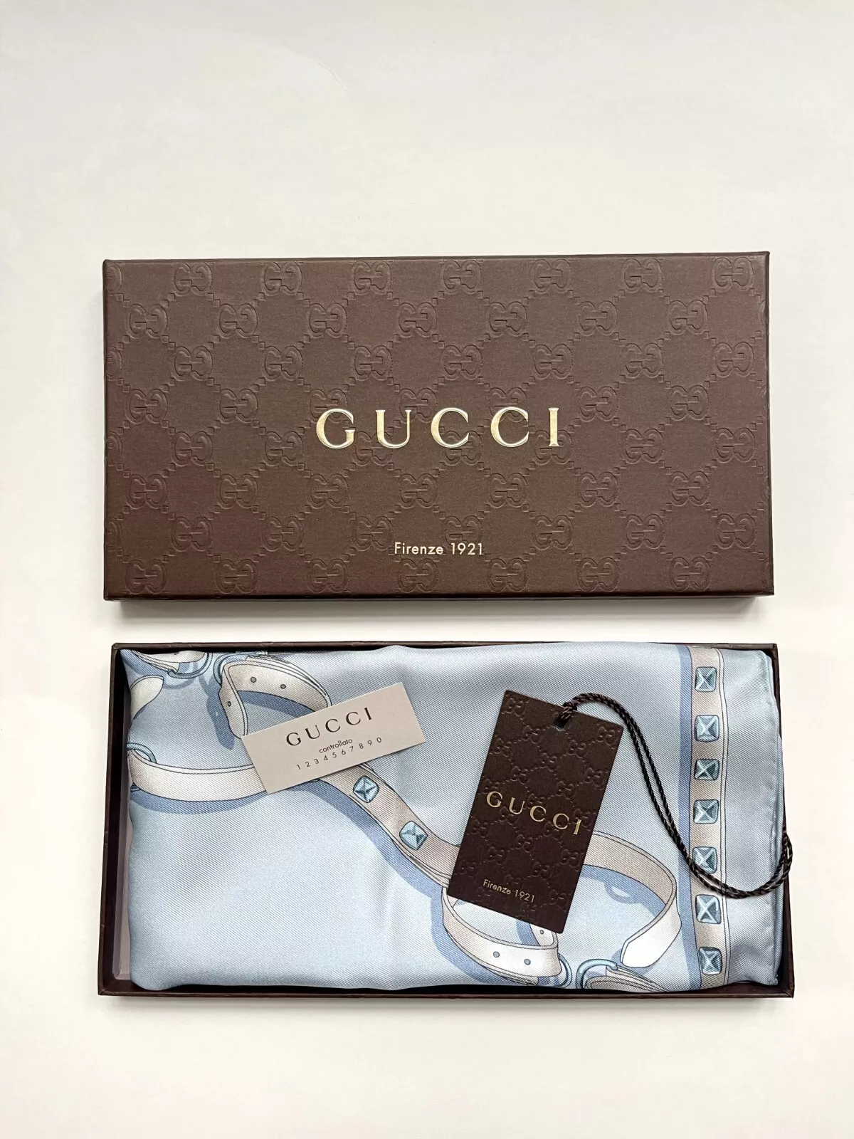 Gucci écharpe unisexe à bretelles en soie chaînes marron bleu avec boîte cadeau Gucci