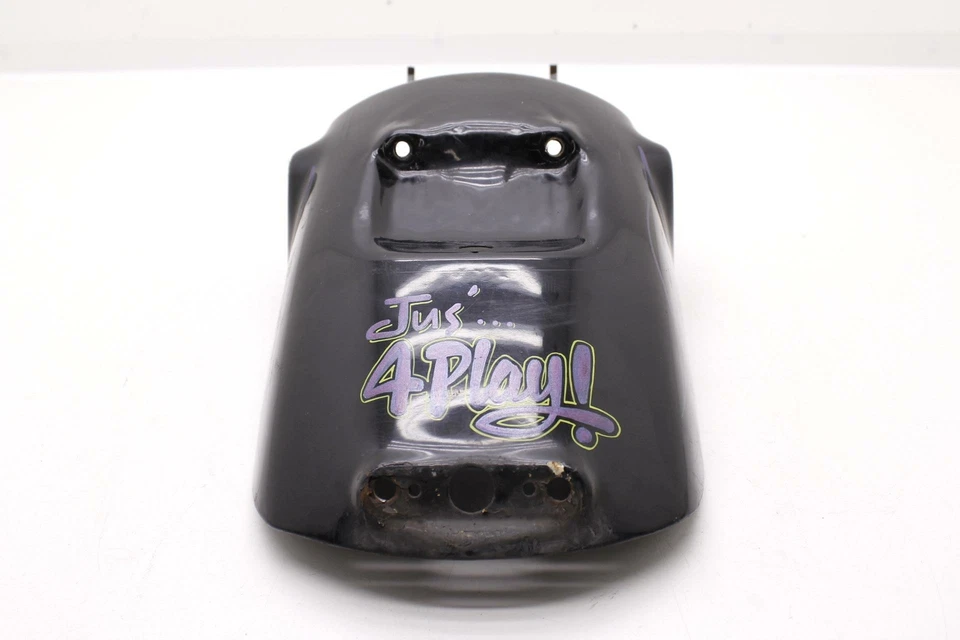 Guardabarros trasero Honda V45 Magna 1983 OEM R8 Foto 3 de 4