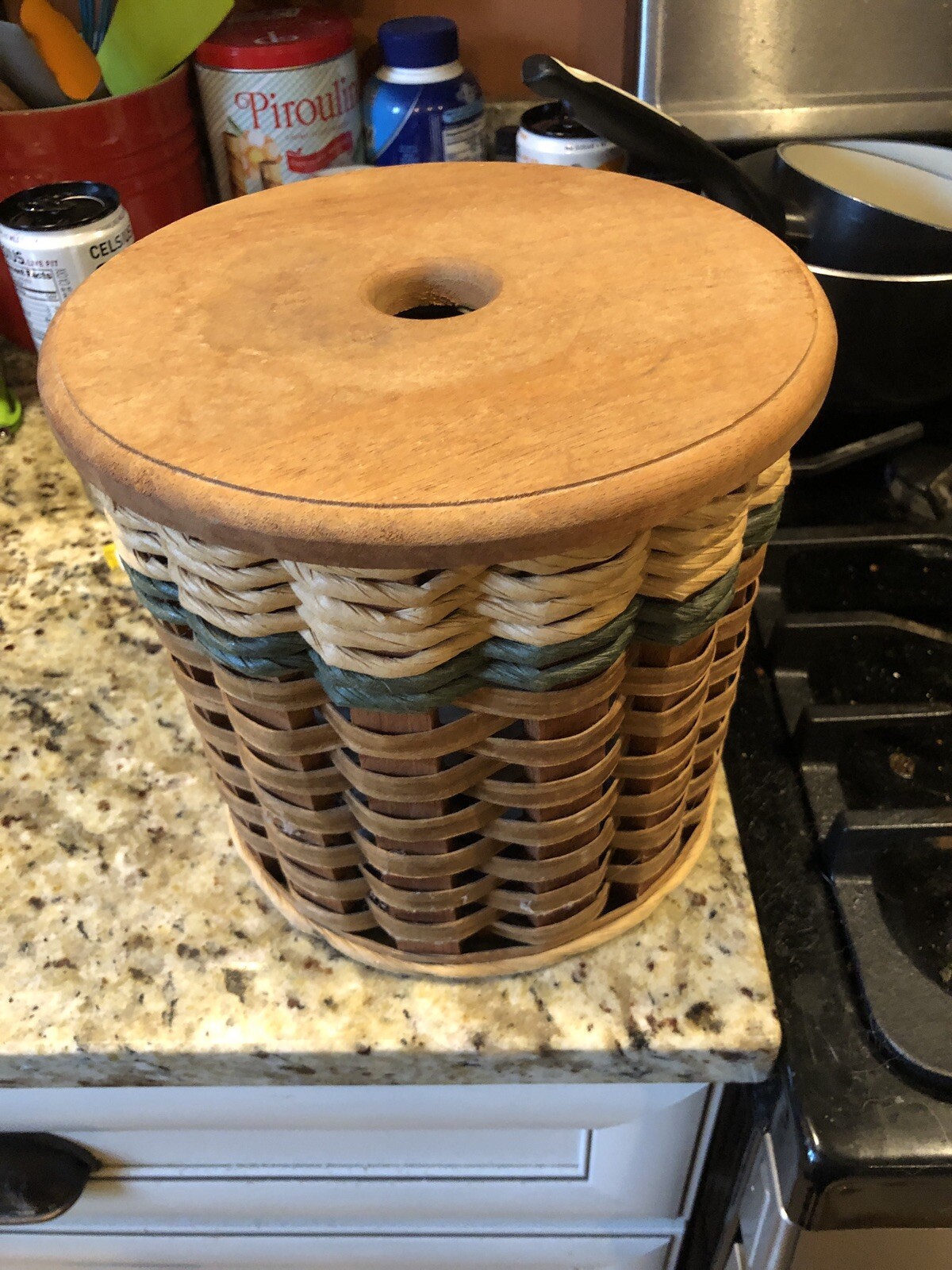 Fox Creek Basket Co. Hand Made Basket With Wood Lid. Autographed Signed