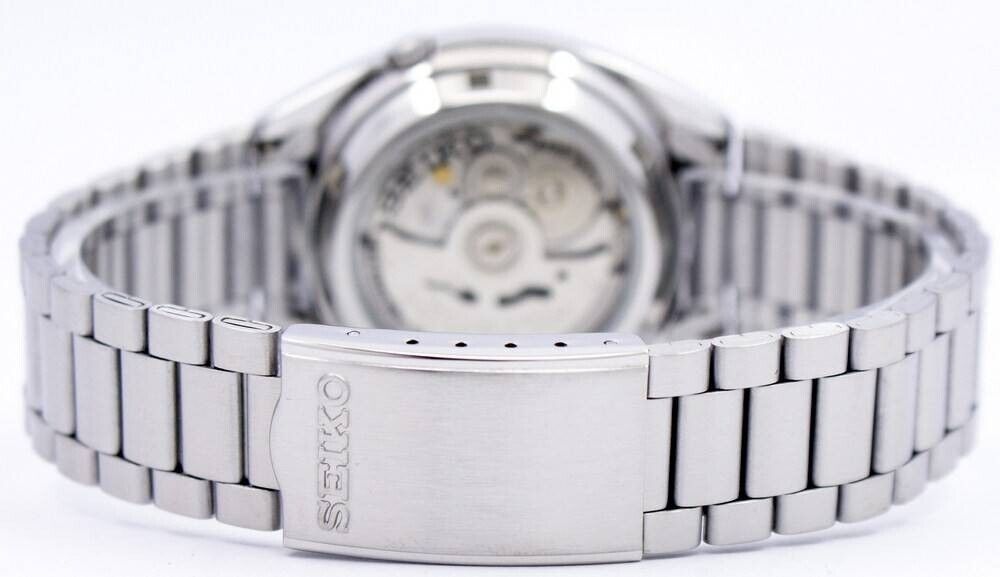 Seiko 5 Automatic Black Dial Silver Band Silver Case Seiko 5 Automatic Black Dial Silver Band Silver Case