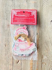 Vtg 1984 Merrimack Publishing Co. Kitty Cucumber Die Cut Cat Kitten 12 Gift Tags