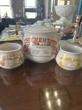 Vintage Chicken Soup Recipe Soup Pot w/2 Soup Bowls Potato & Mushroom 1970’s