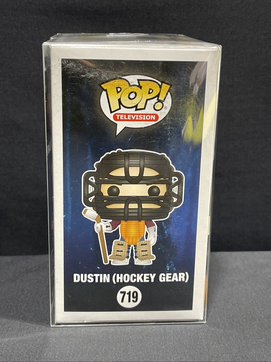 DUSTIN STRANGER THINGS FUNKO POP HOCKEY GEAR HOT TOPIC EXCLUSIVE