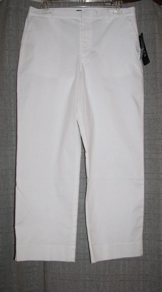 Chaps Women's White Stretch Cropped Pants Sizes 4, 8 or 10 NWT NEW
