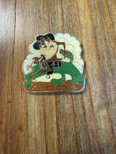 Vintage Looney Tunes Taz Tasmanian Devil Fridge Magnet 1997 Warner Bros Arizona - Picture 2 of 6